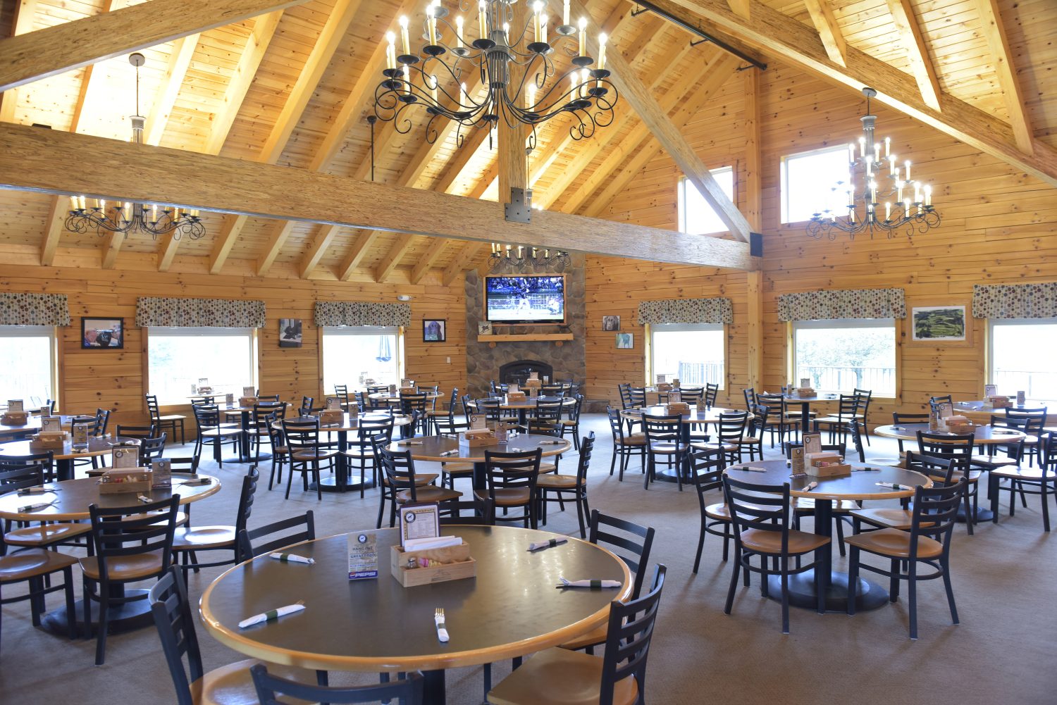 Meeting Spotlight:Deer Ridge Golf Club and Black Dog Tavern