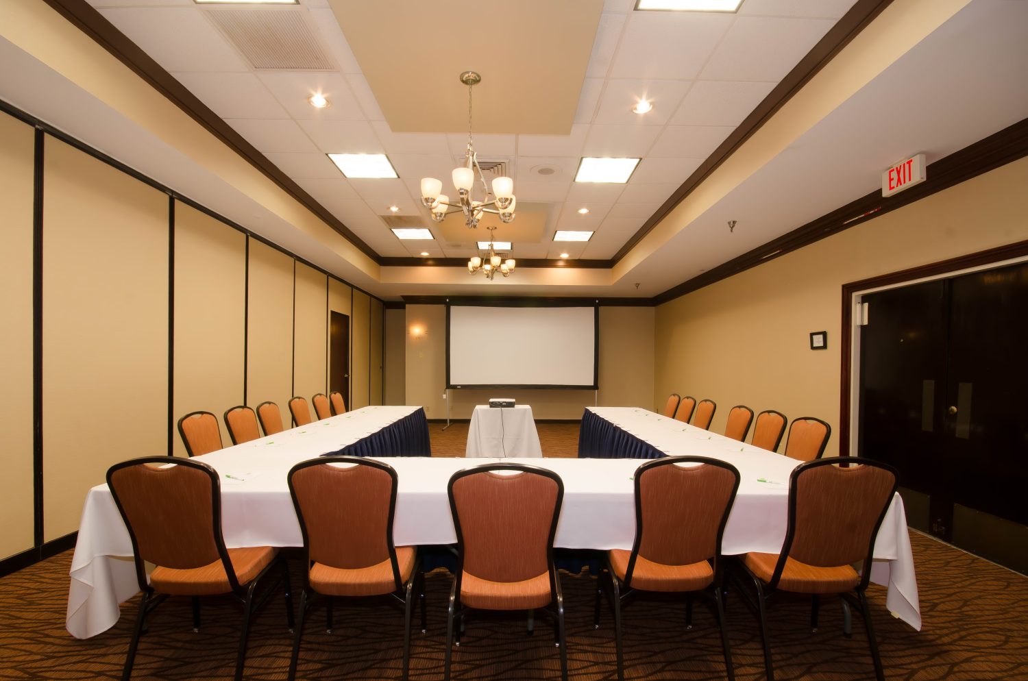 Meeting Spotlight: Holiday Inn & Suites Conference Center