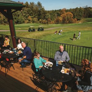 Black Dog Tavern at Deer Ridge Golf Club