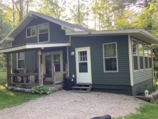 Bullfrog Mountain Cabins