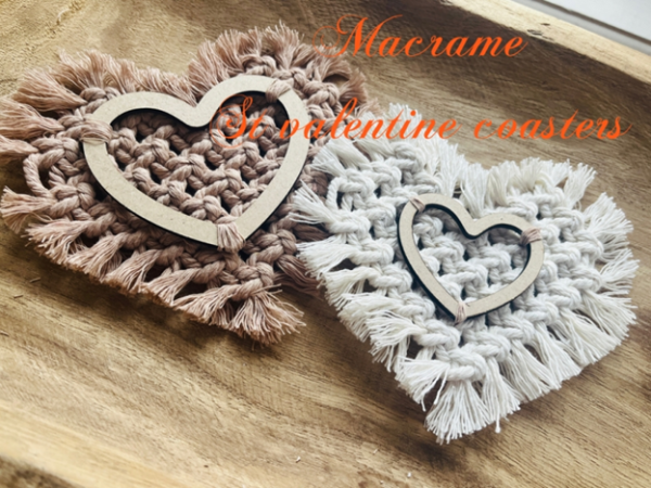 Macramé: St. Valentine coasters