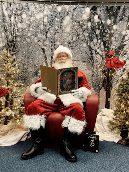 Story Time With Santa