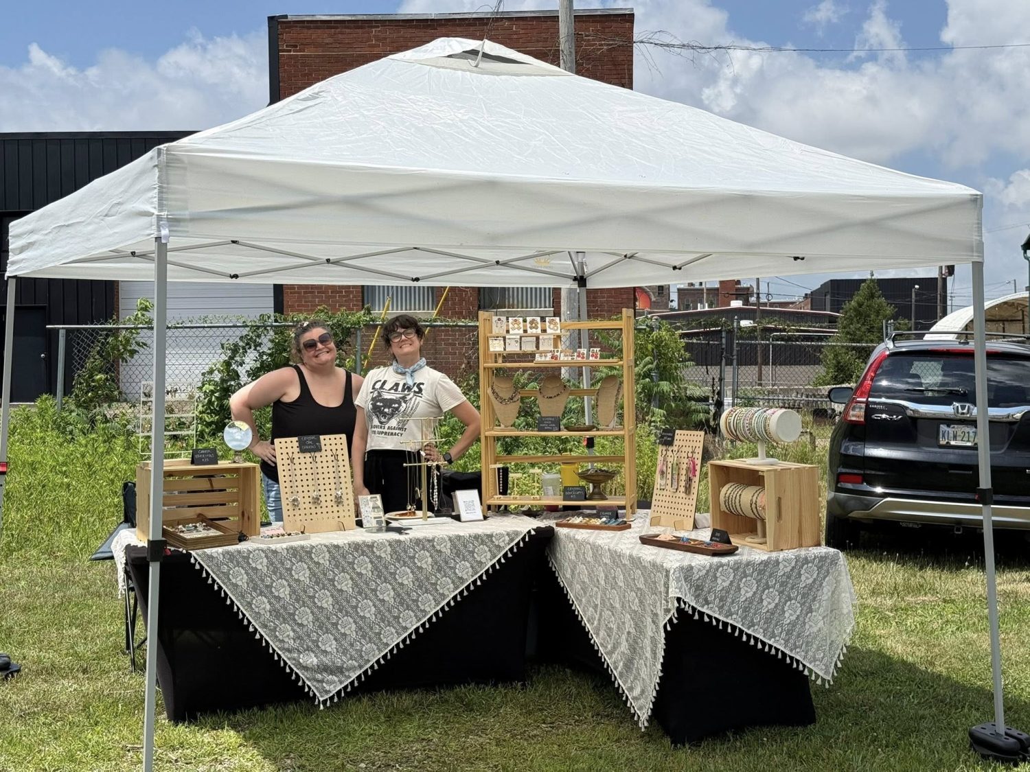 Icehouse Market Days