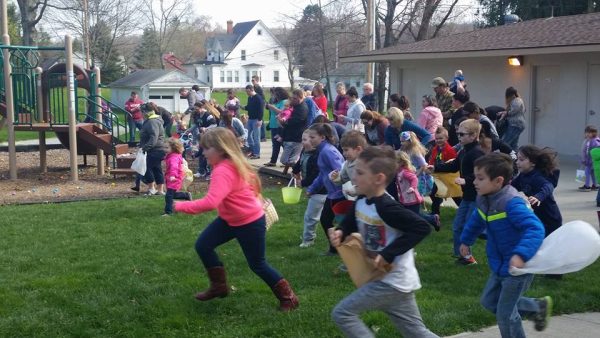 Country Meadow Care Center Easter Egg Hunt
